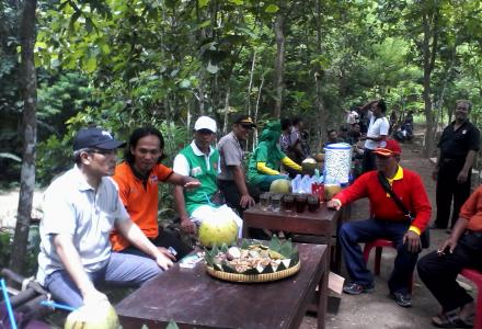 WAKIL BUPATI BANTUL BERKUNJUNG KE DESA TERONG